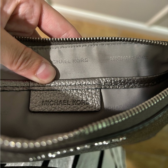 Michael Kors Silver wristlet - Picture 7 of 9